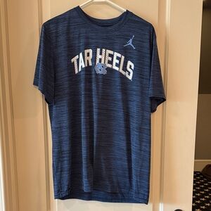 Nike Tar Heels Athletic Shirt